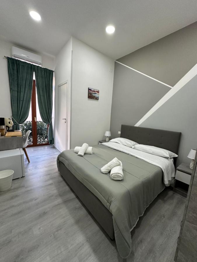 Garibaldi Guest House Naples Exterior photo