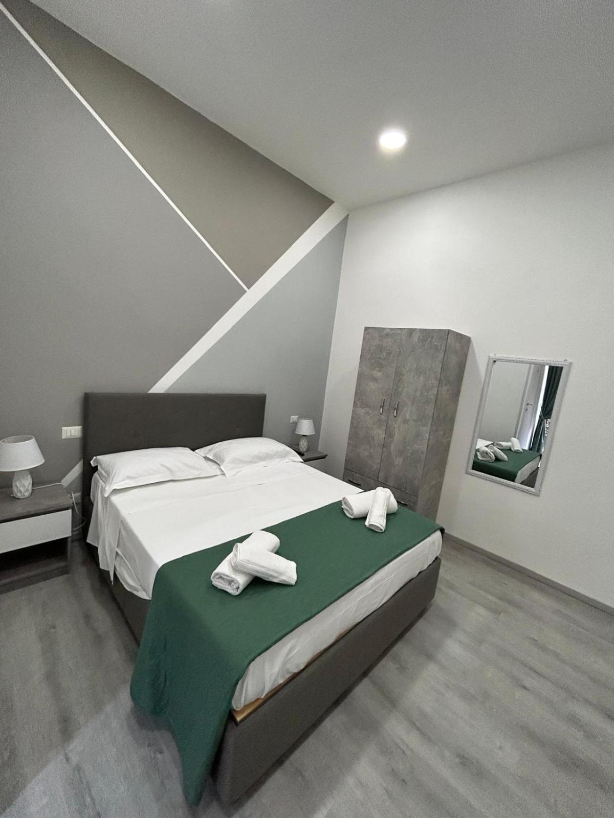 Garibaldi Guest House Naples Exterior photo